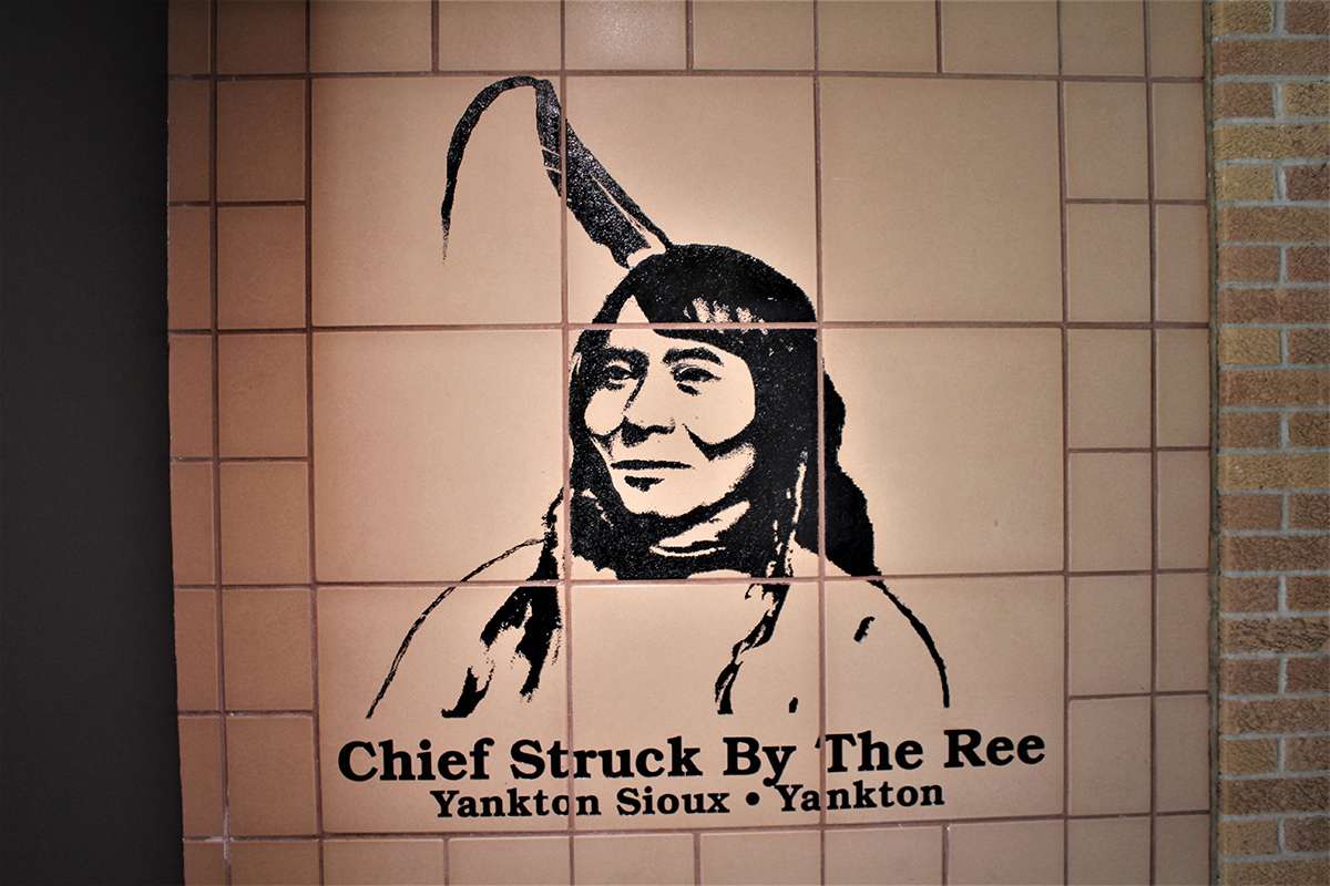 14a.-Chief-Struck-by-the-Ree-1 a Chief Struck by the Ree