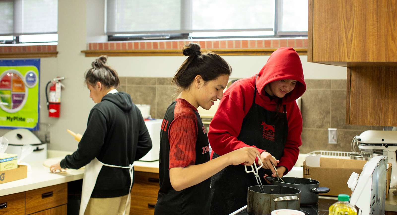 personal life skills class - students cooking