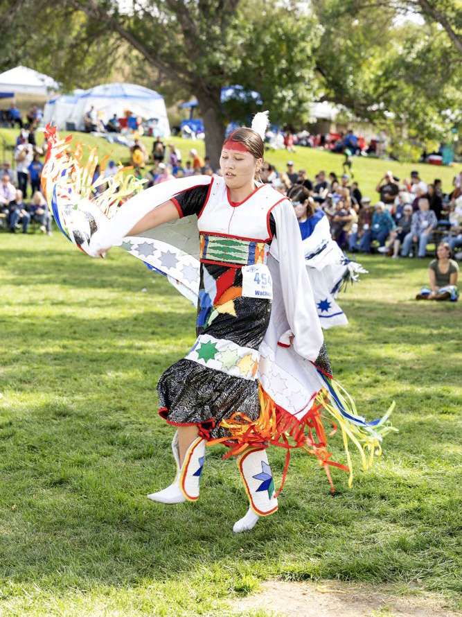 powow dance girl