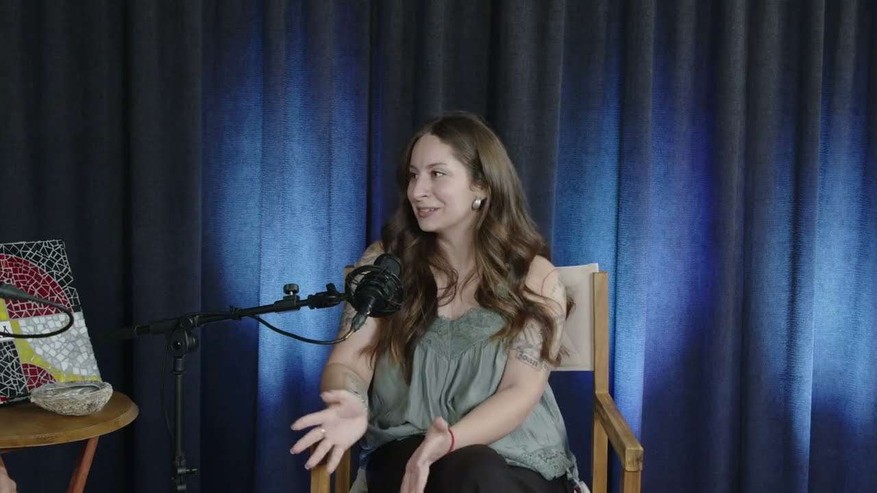 podcast episode thumbnail video